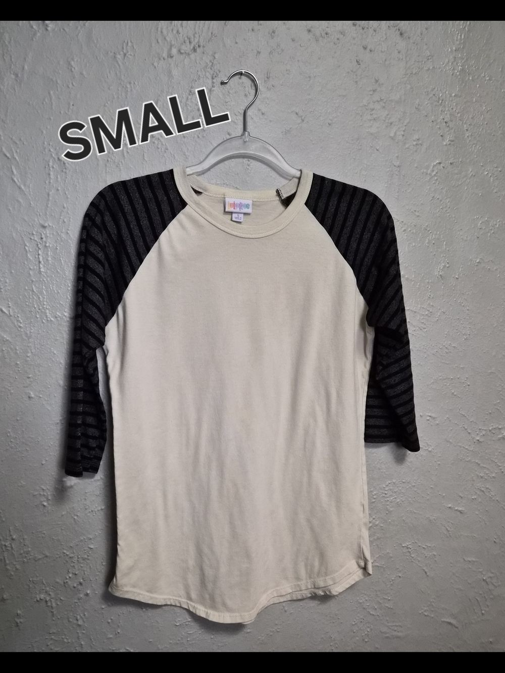 LuLaRoe Randy Shirt ~ Size Small ~ Cream with Black Striped Raglan Sleeves